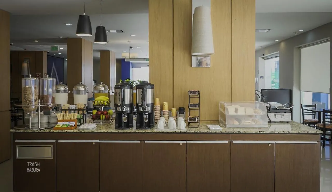 Aparthotel Staybridge Suites Guadalajara Expo By Ihg Zapopan